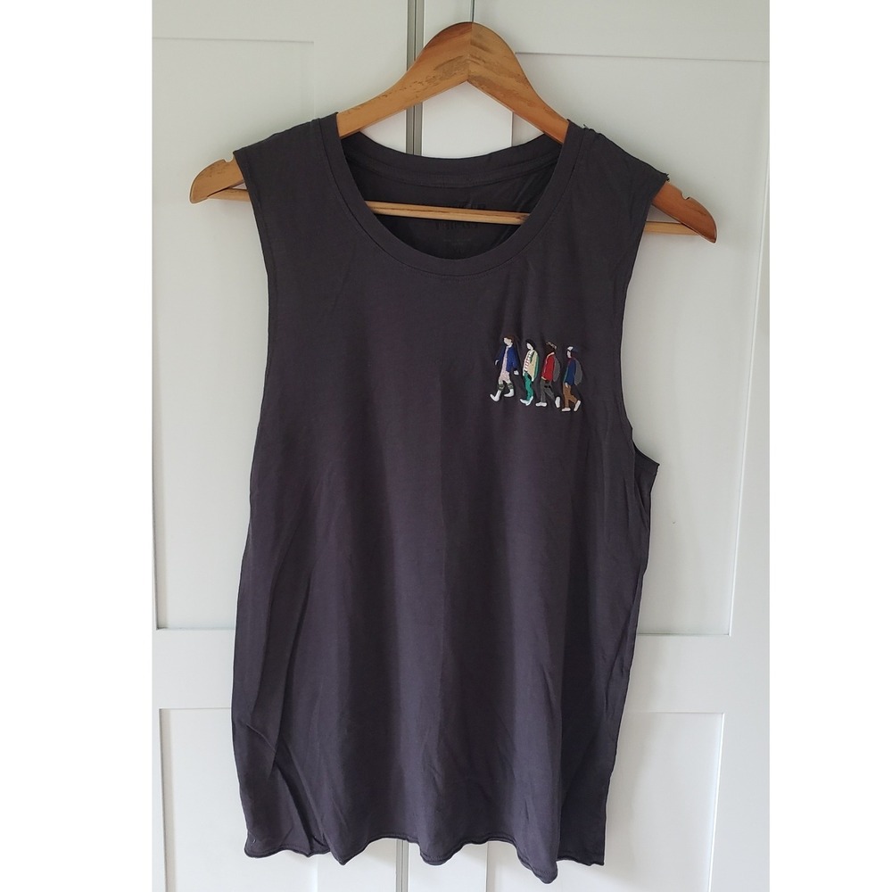 Stranger Things Crew Exclusive Tank Top Womens XL Gray Sleeveless Embroidered